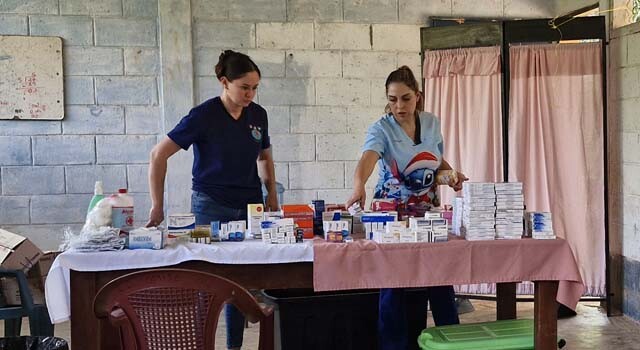 GUATE_JORNADA MEDICA2.jpg